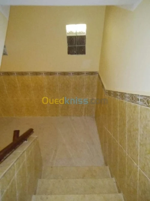 Location vacances Appartement F2 Chlef Tenes