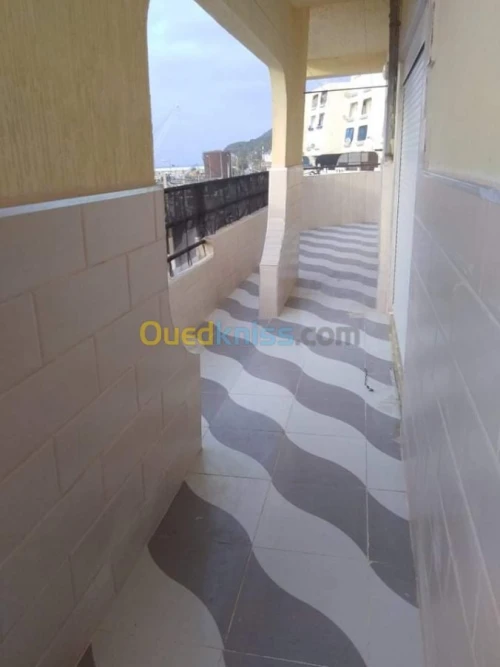 Location vacances Appartement F2 Chlef Tenes
