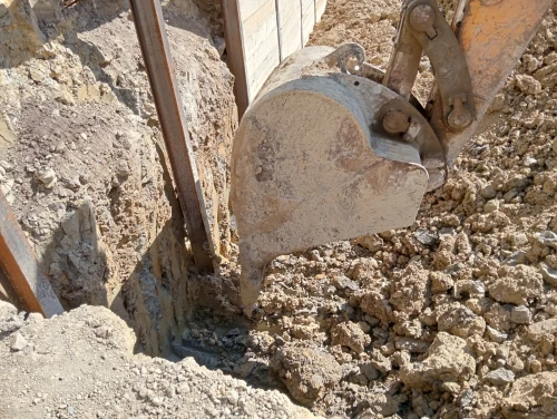 Forage pieux et micropieux Travaux de Battage Rideaux de Palplanches marteau et vibro fonçage