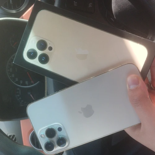 Appel Iphon 13 pro max 🇪🇺 128g