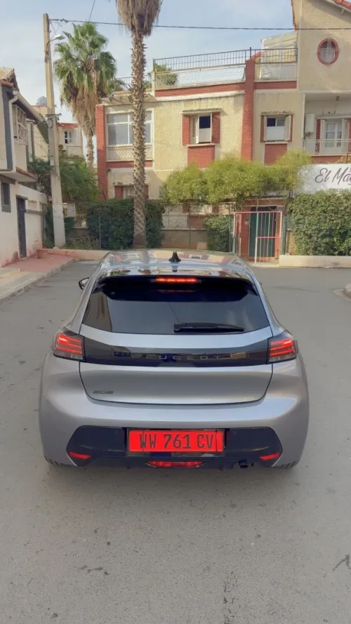 Peugeot 208 2024 Allure Pack