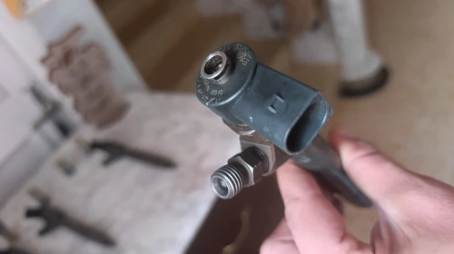 4 Injecteurs Mercedes Benz réf 611 marche parfait
