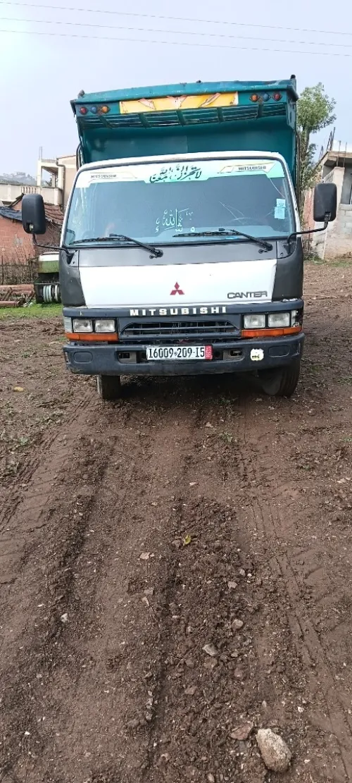 Mitsubishi CANTER 2009