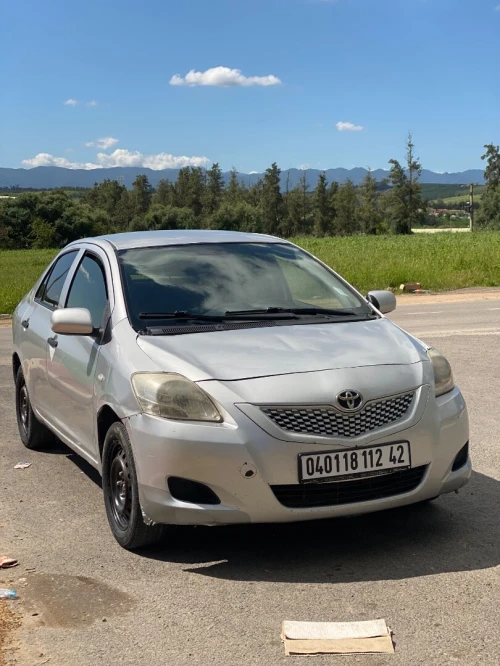 Toyota Yaris Sedan 2012 Yaris Sedan