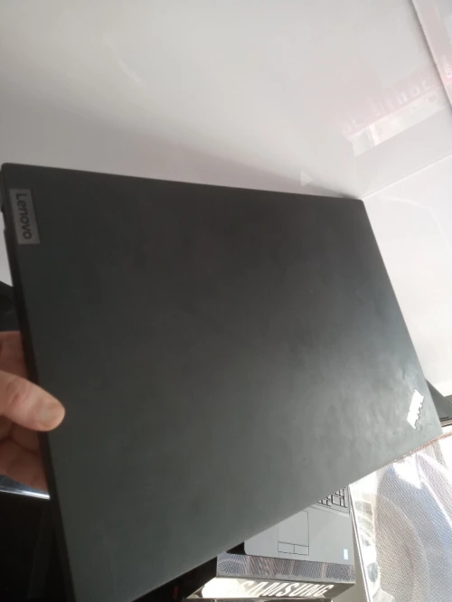 Lenovo Ryzen 5