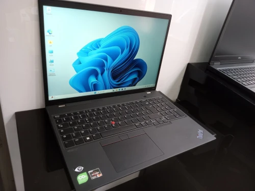 Lenovo Ryzen 5