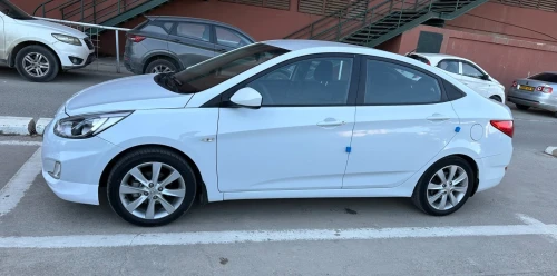 Hyundai Accent RB  4 portes 2018 GL+