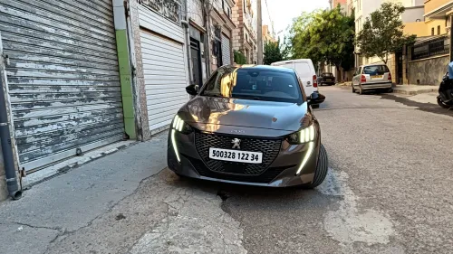 Peugeot 208 2022 GT