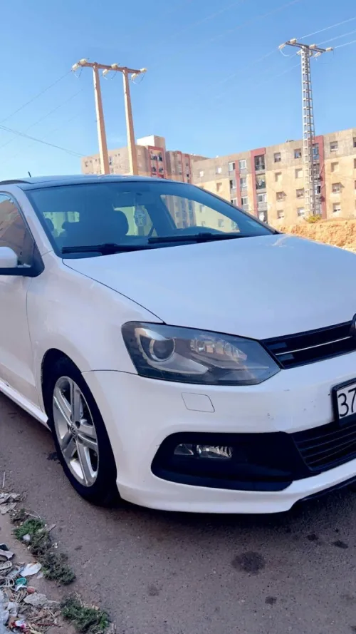 Volkswagen Polo 2014 R-line