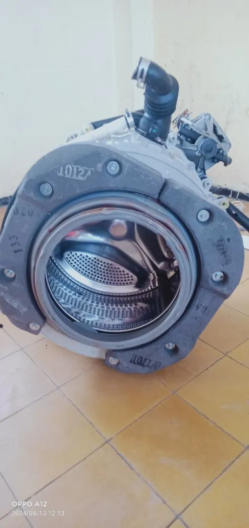 MACHINE A LAVER LG   7KG