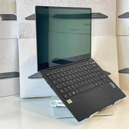 SAMSUNG GALAXY BOOK 2 PRO i5-1240P 13.3 AMOLED 8Go 256Go