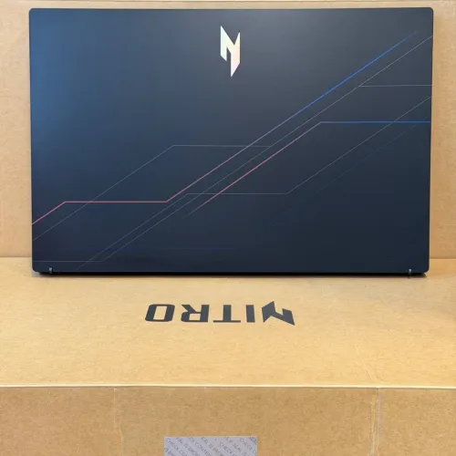 Acer Nitro V 15 I5 13420H 16GB 512 SSD  RTX 5050 8 Go GDDR7 15.6 Neuf Jamais Utiliser