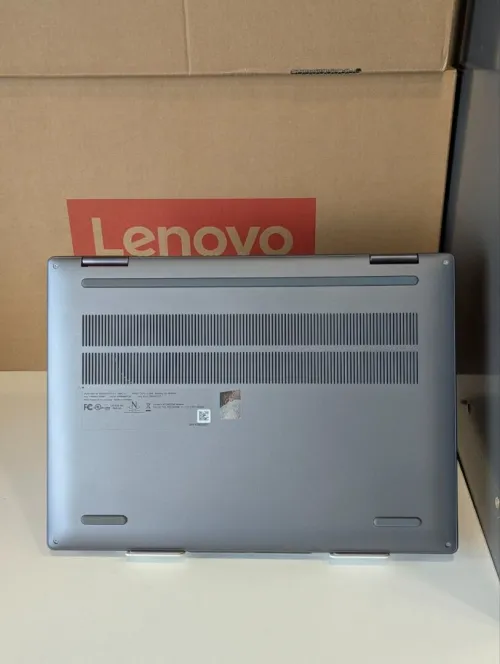 Lenovo  IDEAPad 5 2-in-1 Intel Ultra 5 225U RAM 8GB SSD 512 Go Tactile Neuf Jamais Utiliser