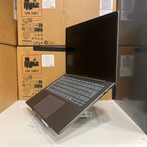 HP ZBook 8 G1ah 14 Ryzen AI 5 PRO 230 16 Go 512 Go