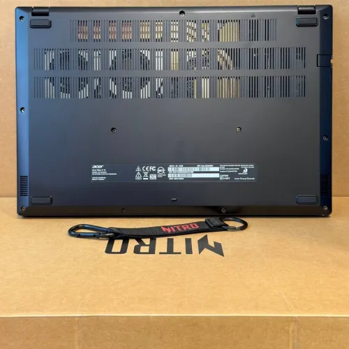 Acer Nitro V 15 I5 13420H 16GB 512 SSD  RTX 5050 8 Go GDDR7 15.6 Neuf Jamais Utiliser