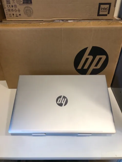 HP ProBook 450 G10 Intel i7 1355U 16GB 512GB NVMe 15.6" Neuf Jamais Utiliser