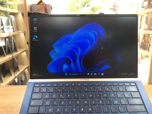 ASUS ZENBOOK UX433F I7 8TH 16GB 512SSD MX 150 2GB 13.3"