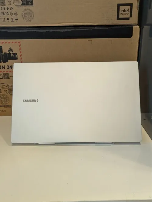 Samsung Galaxy Book 2 Pro Special Edition Ultra7 155H 16GB 512GB NVMe 15.6
