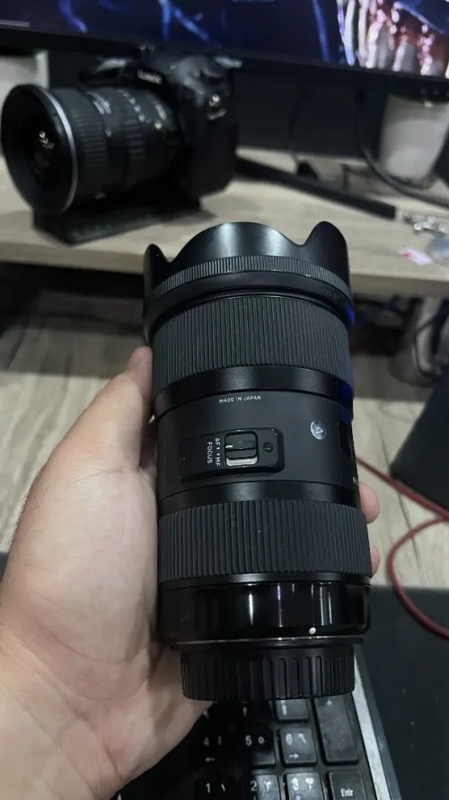sigma 18-35mm 1.8 monture canon + pare soleil