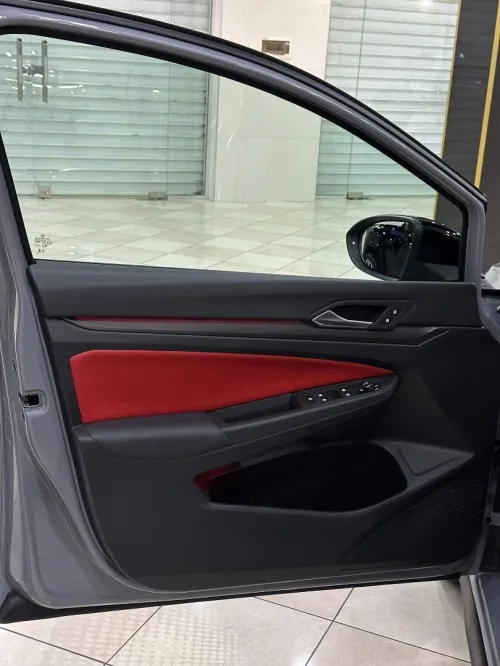 Volkswagen GOLF 8 GTD SPORT & SOUND 2025 GTD