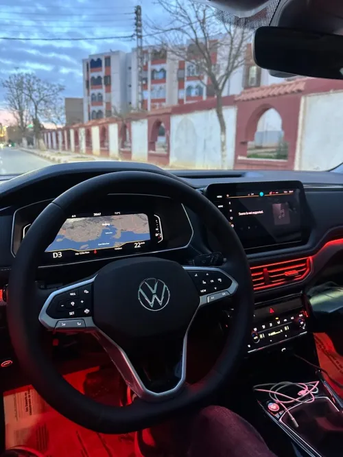 Volkswagen Tahru 2025 Xr black