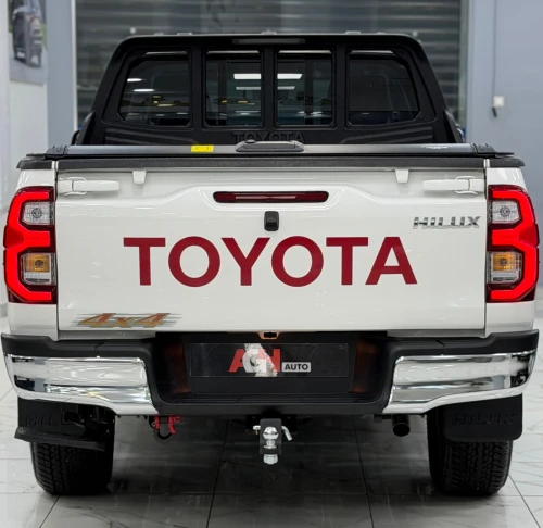Toyota Revo  2026 4x4