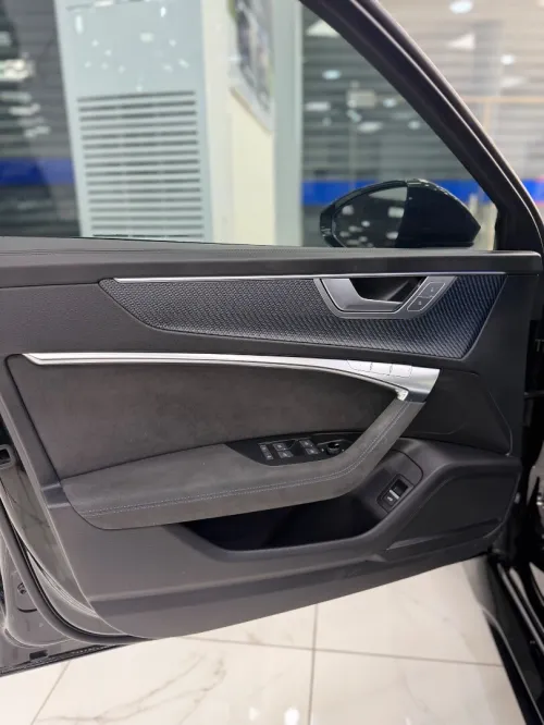 Audi RS6 2024 Quattro S tronic