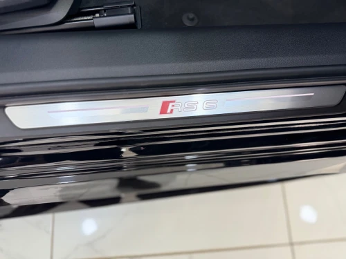 Audi RS6 2024 Quattro S tronic