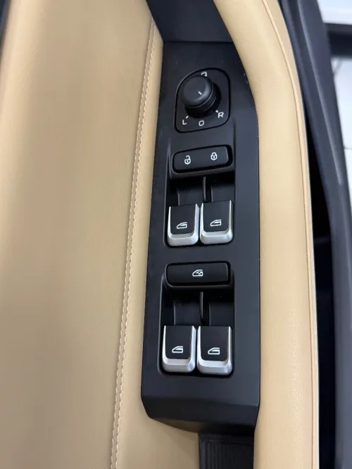Geely OKAVANGO 2024 7plas