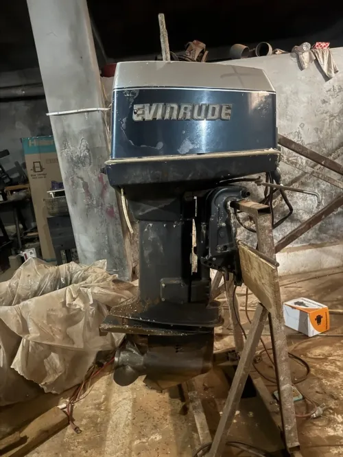 Moteur evinrude 140 
