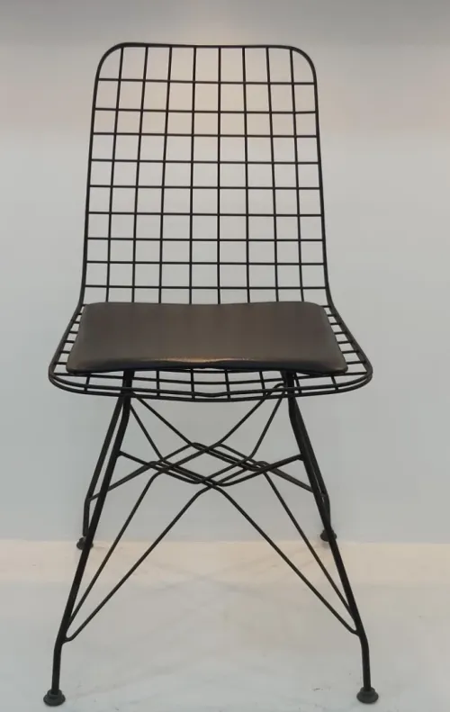 CHAISES ET TABLES POUR CAFETERIAS, RESTAURANTS, PIZZERIAS ET MAISONS