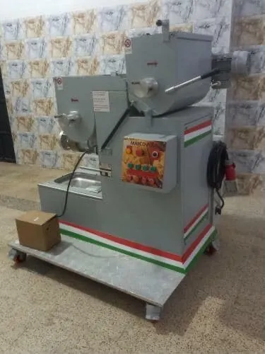 Machine a pâte affaiiiiiiiireeeeee