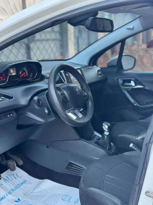 Peugeot 208 2013 Allure