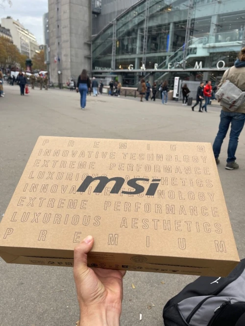 Msi Cyborg B13WFKG-649FR 15,6" 144 Hz i7-13620H 16 Go RAM 512 Go SSD Nvidia RTX5060 Windows 11