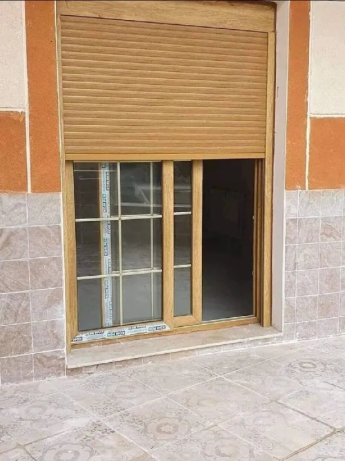 Menuisier aluminium et pvc , cuisine équipée