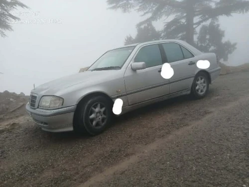Mercedes Classe C 2000 W202
