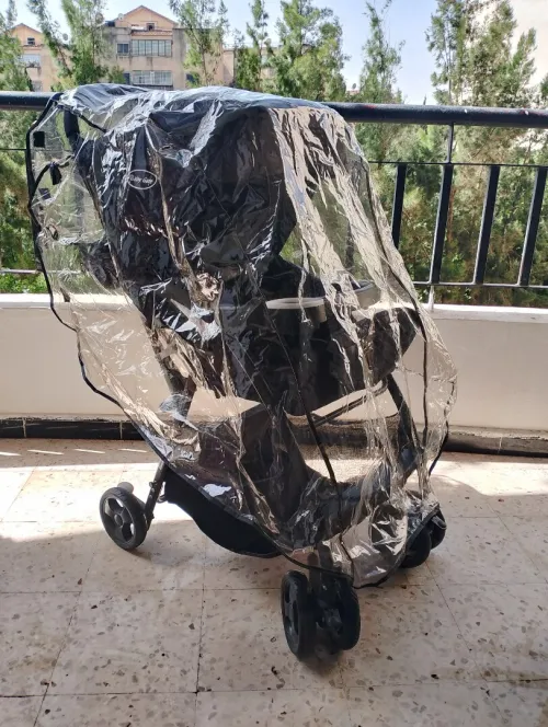 Poussette bébé gâté