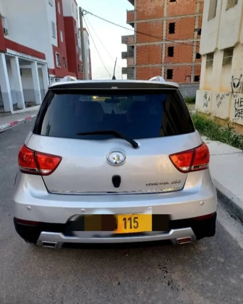 Great Wall New Florid 2015 M4