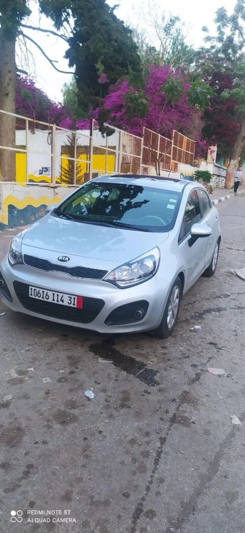 Kia Rio 5 portes 2014 Tout option