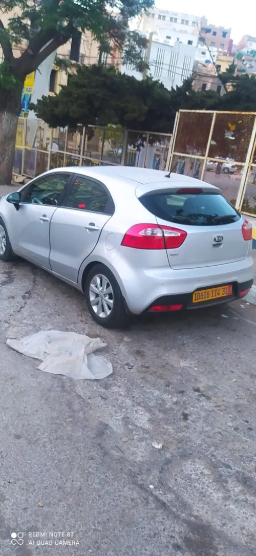 Kia Rio 5 portes 2014 Tout option