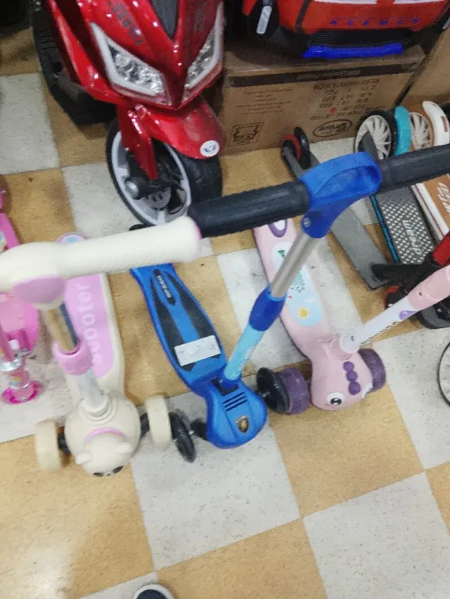 Trottinette تروتينات
