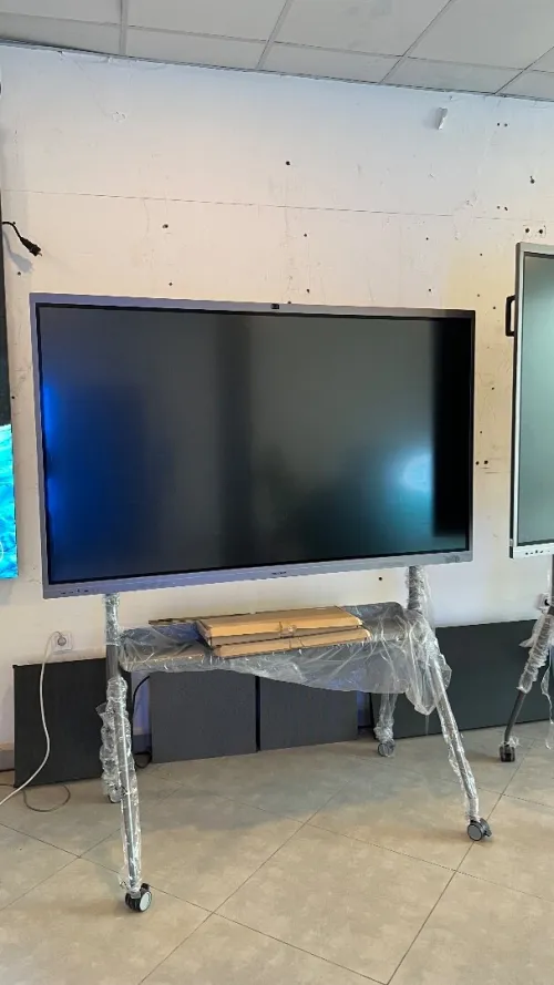 Écran tactile Hikvision Ultra Series Smart Bn Cnn Board 4K avec Caméra 48MP & Microphones