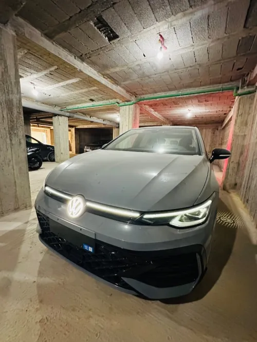 Volkswagen Golf 8 2026 R Black Edition 