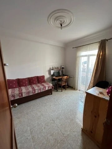 Vente Appartement Niveau de villa F4 Alger Mohammadia