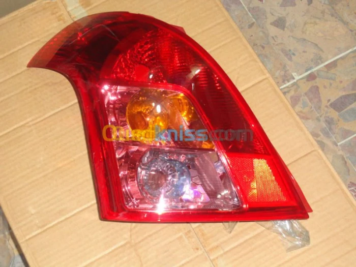 feu arrier suzuki swift