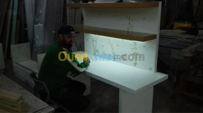 BUREAU EN MDF LAQUE