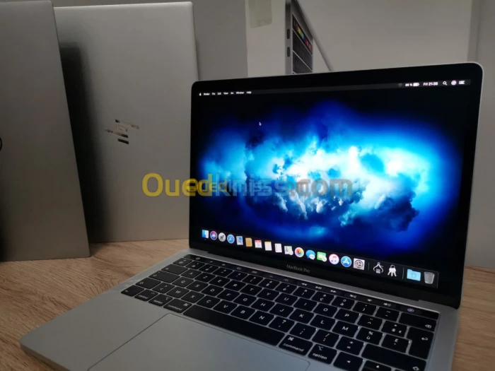 Macbook pro touchbar