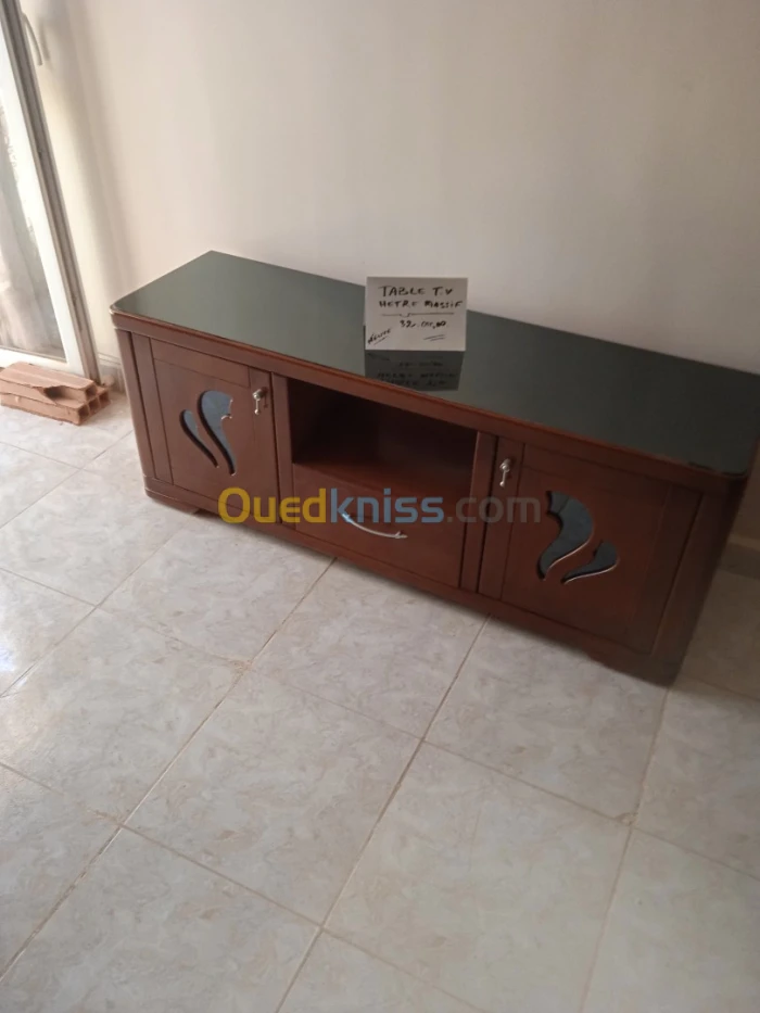Table TV