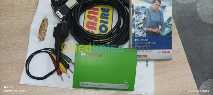 Scanner auto BOSCH KTS 570 (made in Germany) léger et lourd