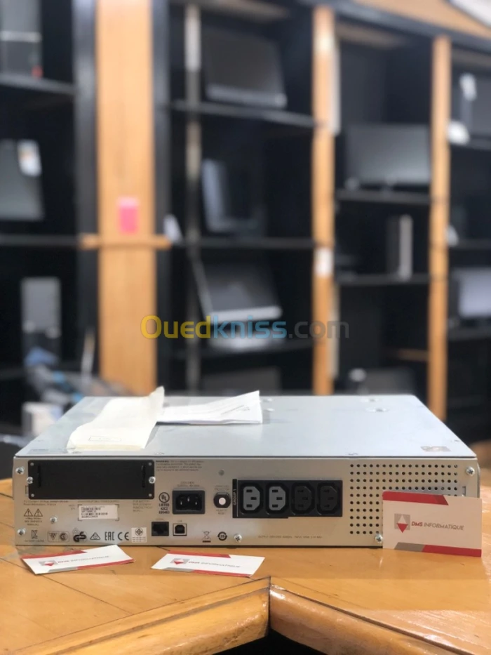 ONDULEUR APC SMART-UPS 750VA LCD RM 230V (RACKABLE)